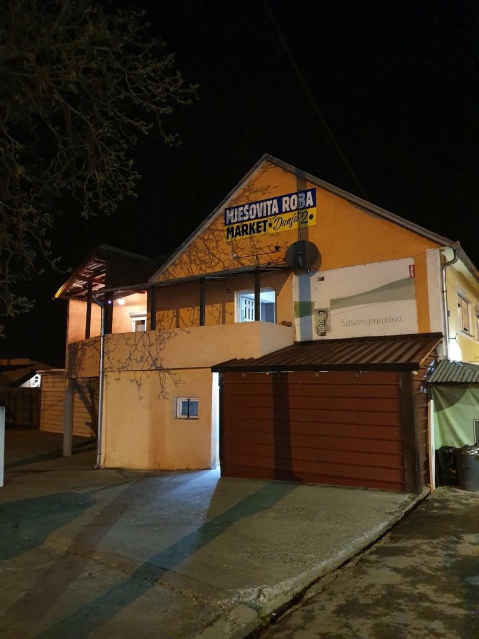 Apartman Markovic Bosanski Samac Exteriör bild